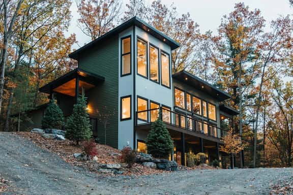 TreeTops - Image 1